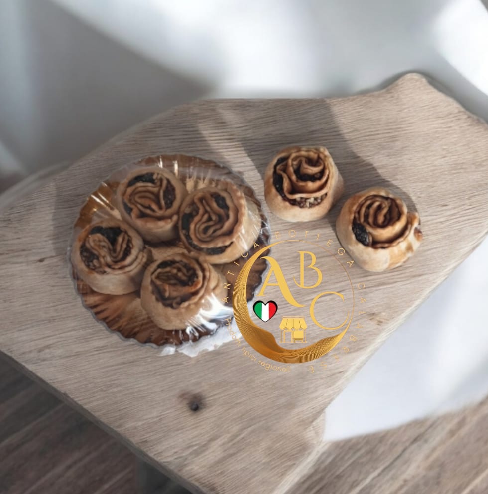 PITTA 'MPIGLIATA o PITTA 'NCHIUSA