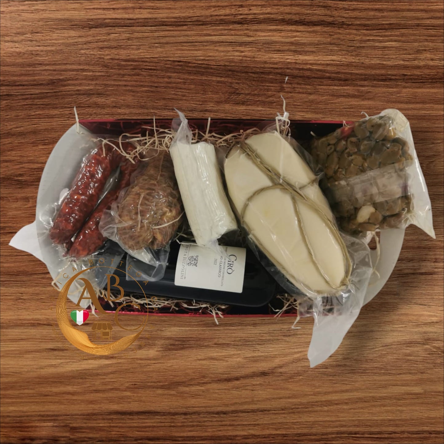 CESTA BOX SALUMI E FORMAGGI ALLA CALABRESE ( con Cirò Iuzzolini)