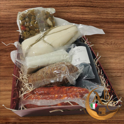 CESTA BOX SALUMI E FORMAGGI ALLA CALABRESE ( con Cirò Iuzzolini)